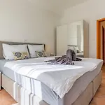 Lägenhet Rok 4 By Interhome *