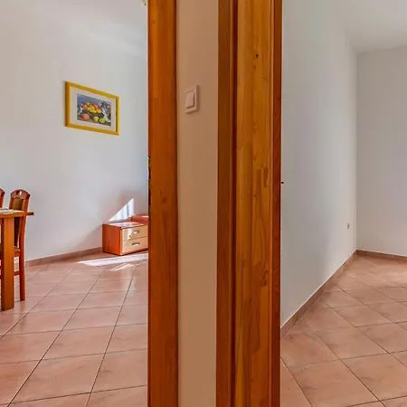 Appartamento Rok 4 By Interhome Pola